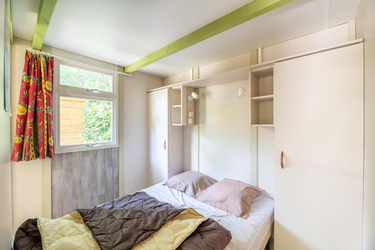 Camping Le Colporteur Hotel Le Bourg-dʼOisans Екстериор снимка