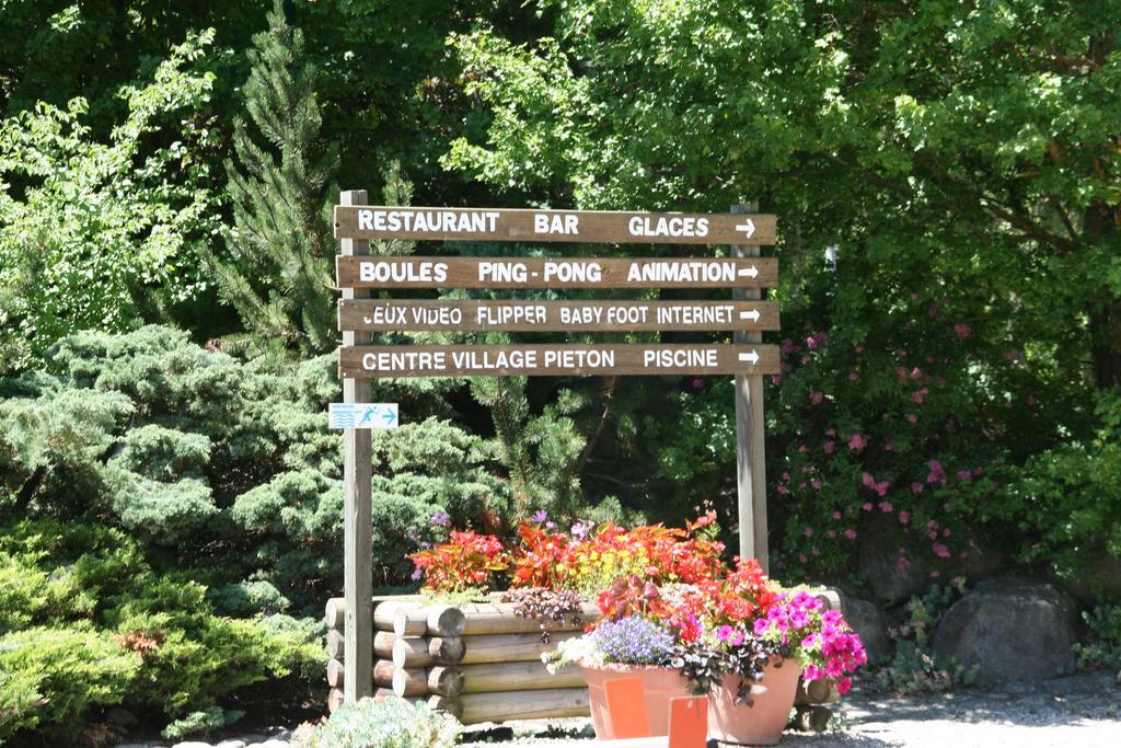 Camping Le Colporteur Hotel Le Bourg-dʼOisans Екстериор снимка
